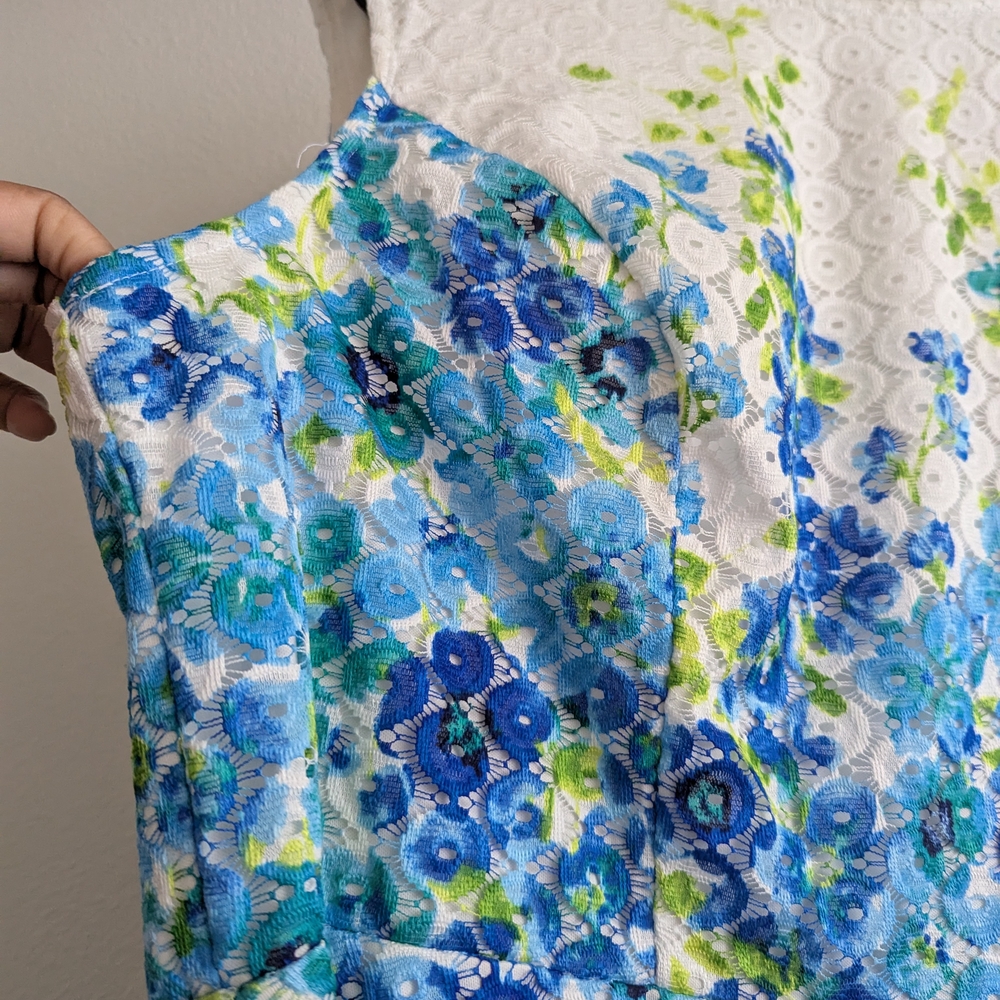 Sandra Darren Lace Floral Dress - Picture 4 of 9